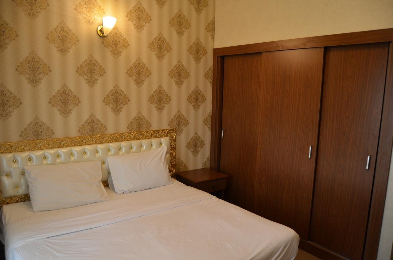 Royal Garden Hotel Dubaj Kültér fotó