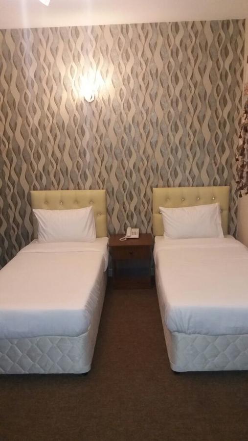 Royal Garden Hotel Dubaj Kültér fotó