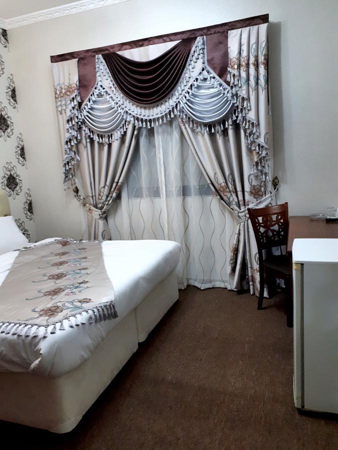 Royal Garden Hotel Dubaj Kültér fotó