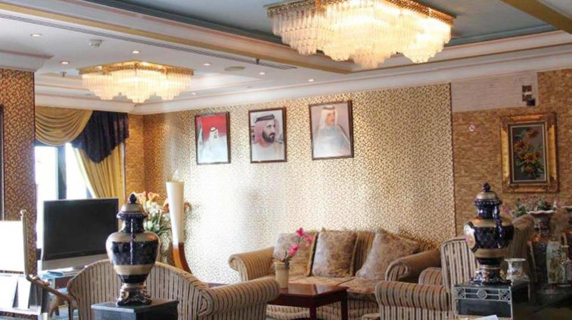 Royal Garden Hotel Dubaj Kültér fotó