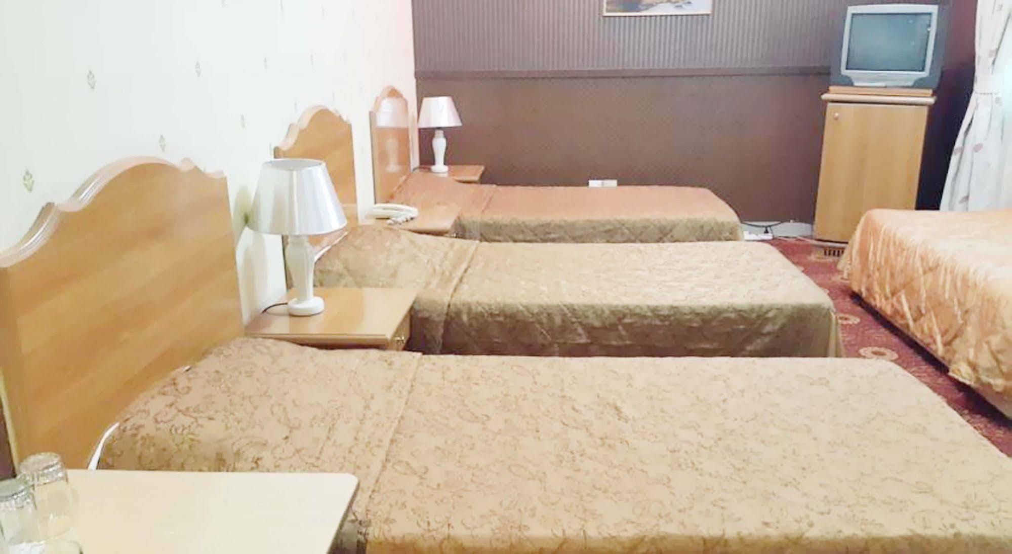 Royal Garden Hotel Dubaj Kültér fotó