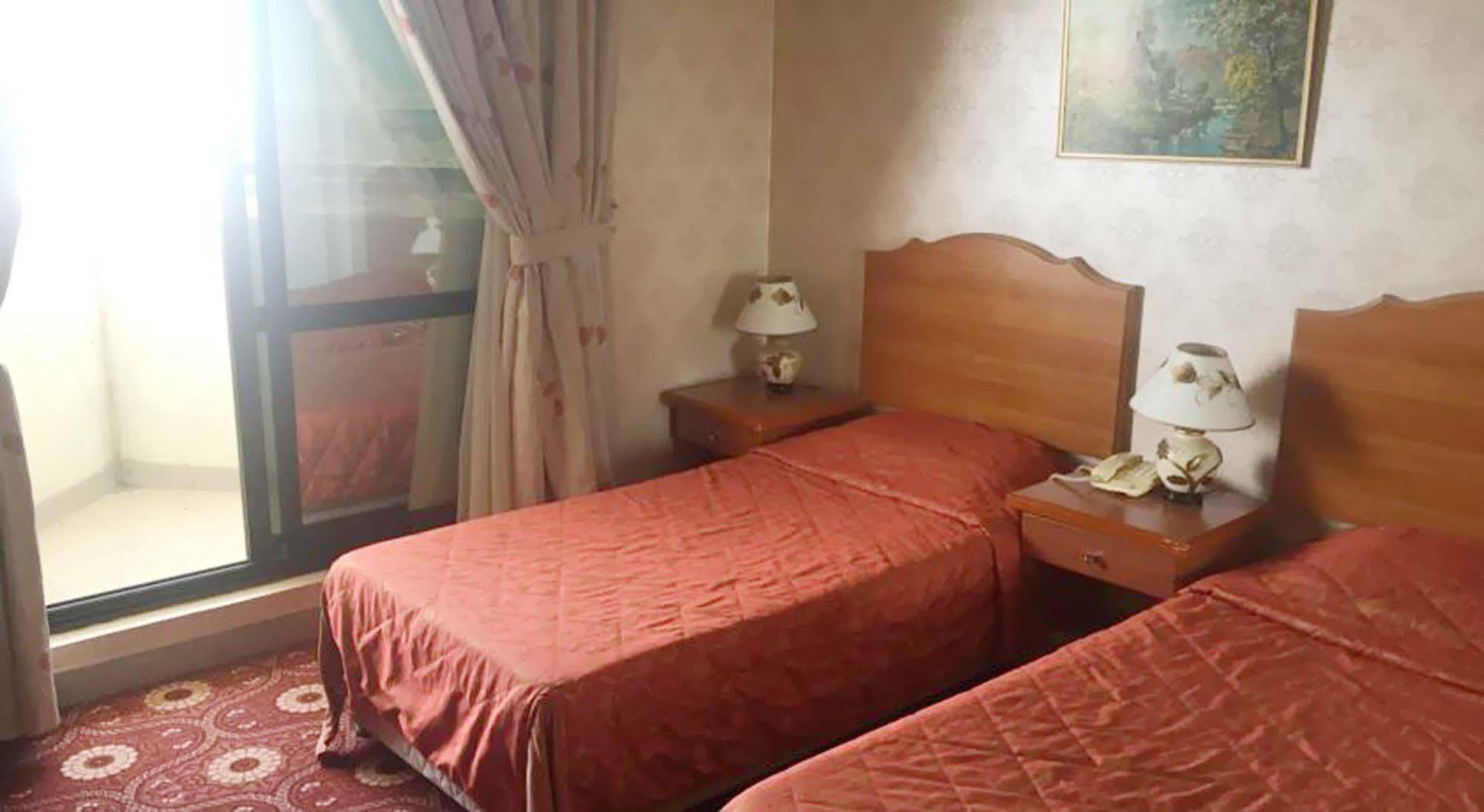 Royal Garden Hotel Dubaj Kültér fotó