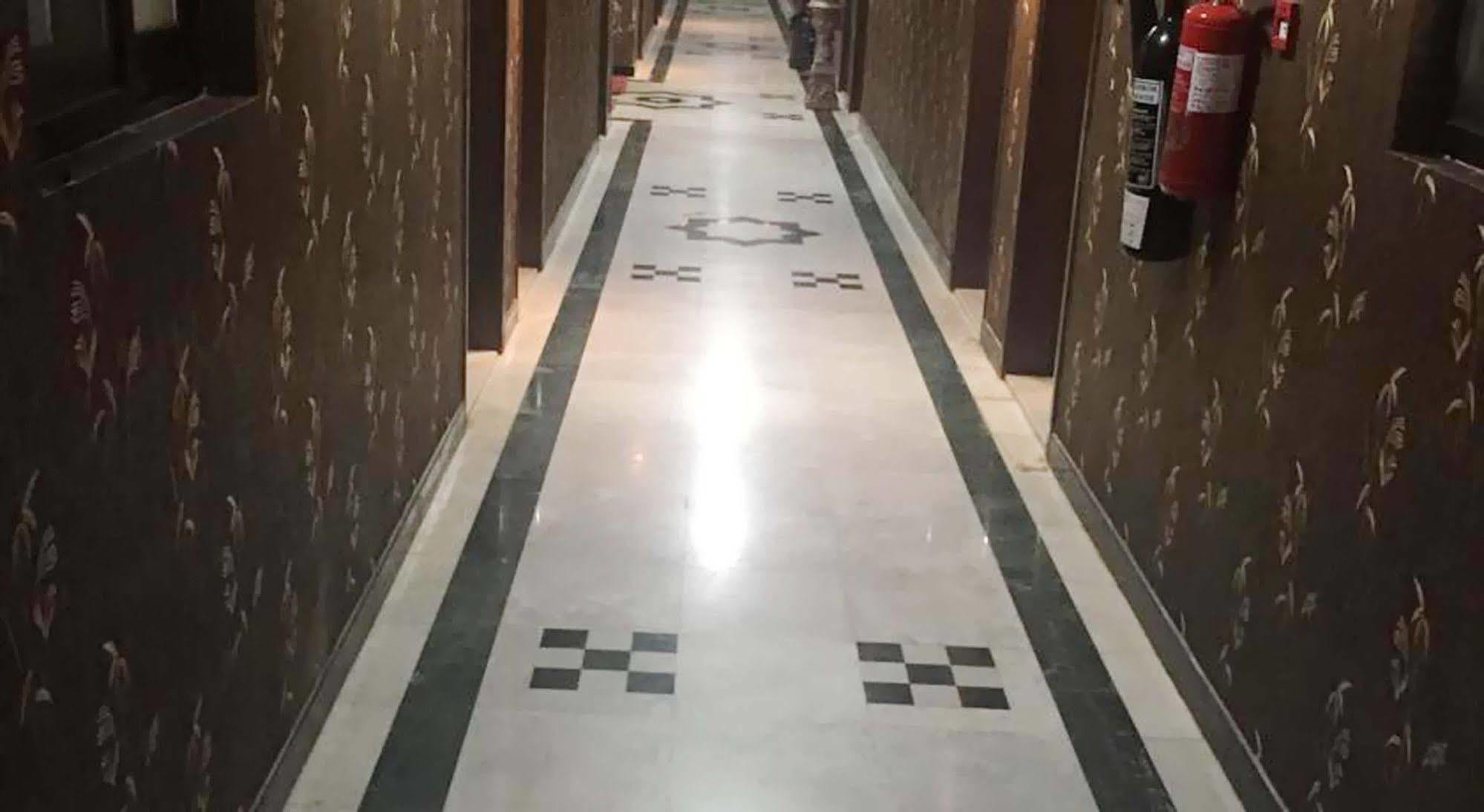 Royal Garden Hotel Dubaj Kültér fotó
